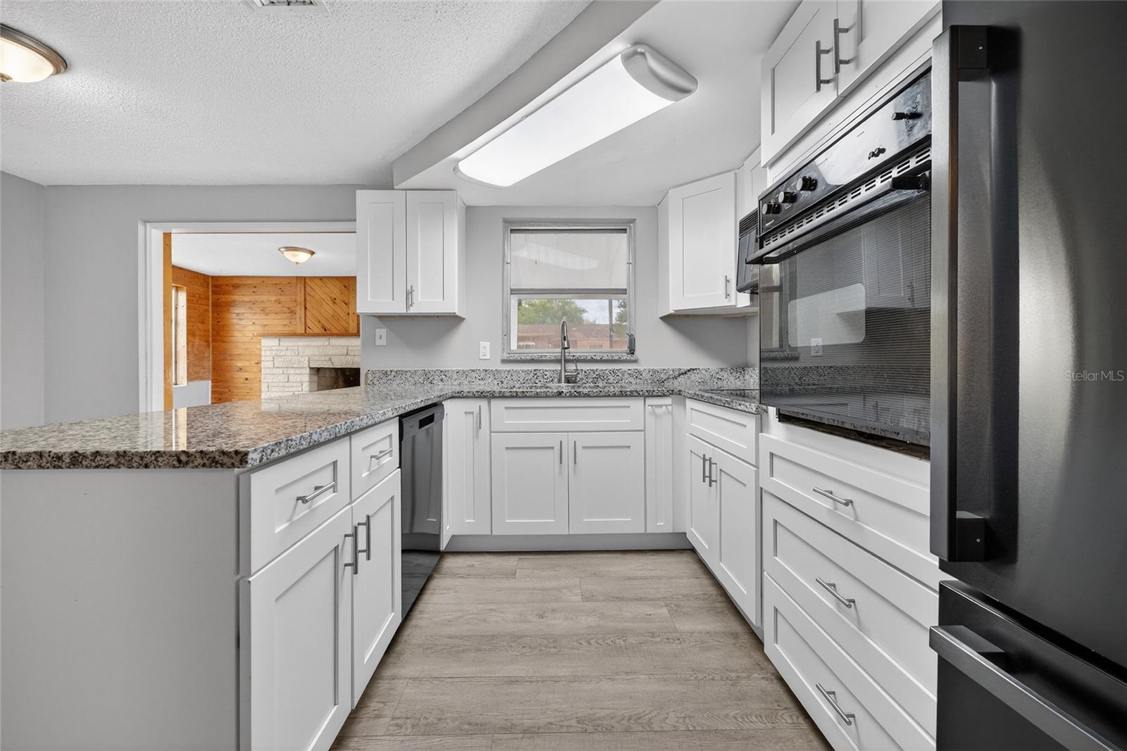 1012 PRESCOTT LN — photo 17