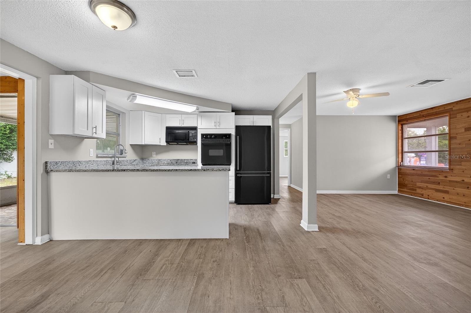 1012 PRESCOTT LN — photo 12