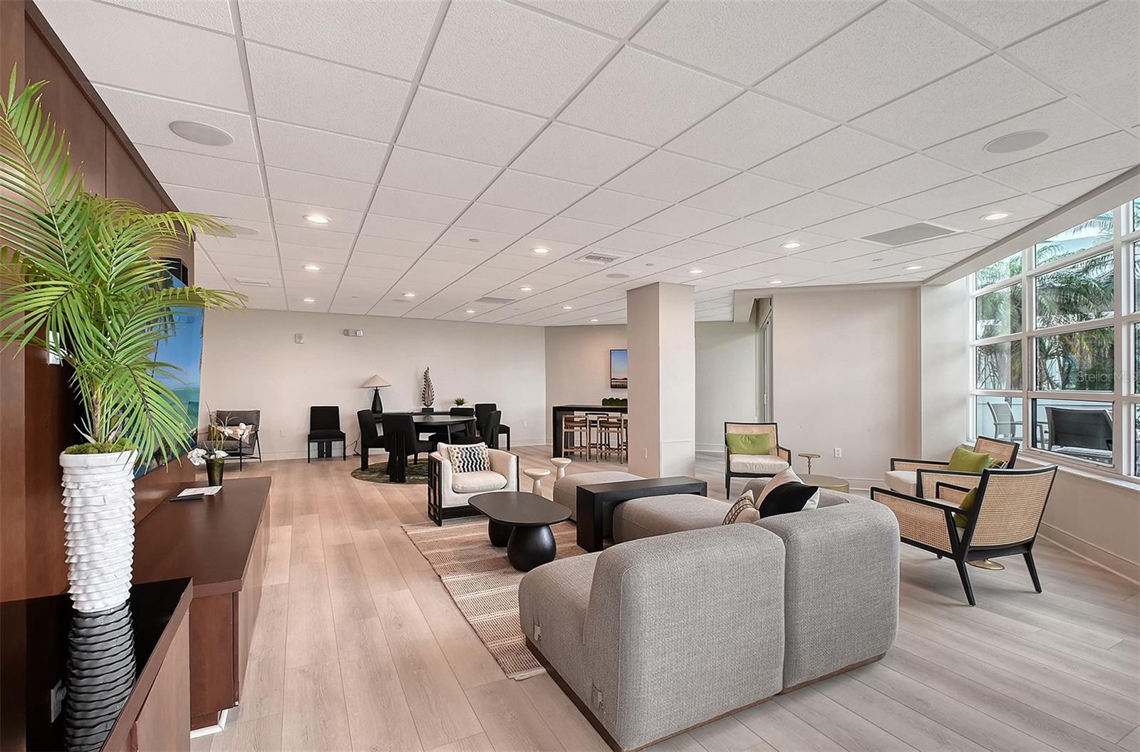 988 BLVD OF THE ARTS #1411 — photo 44