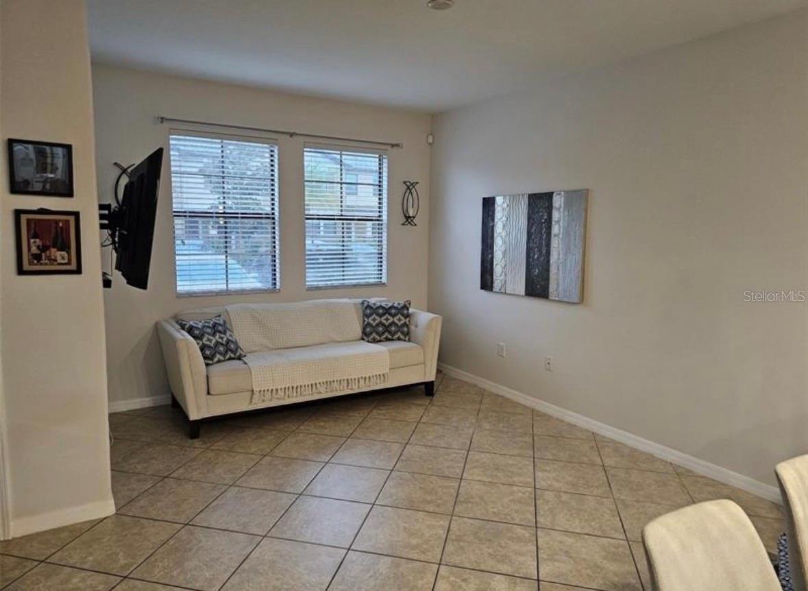 4393 FENNWOOD CT — photo 11