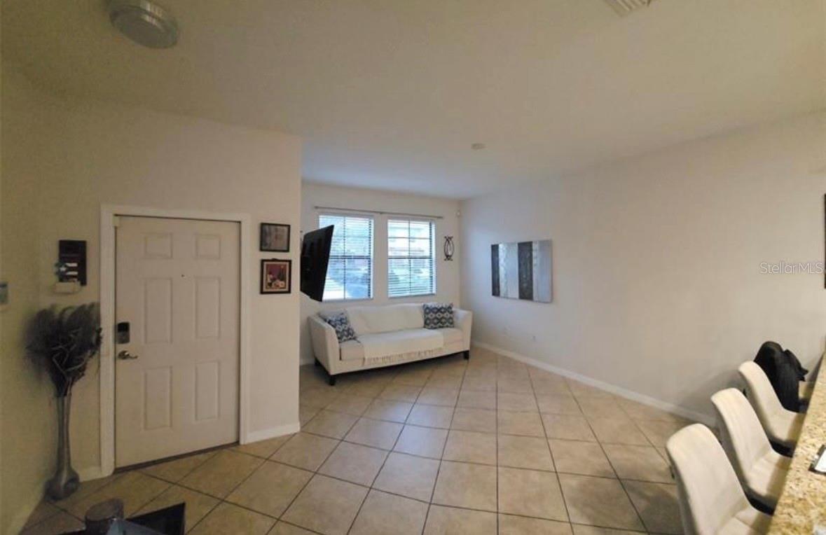 4393 FENNWOOD CT — photo 10