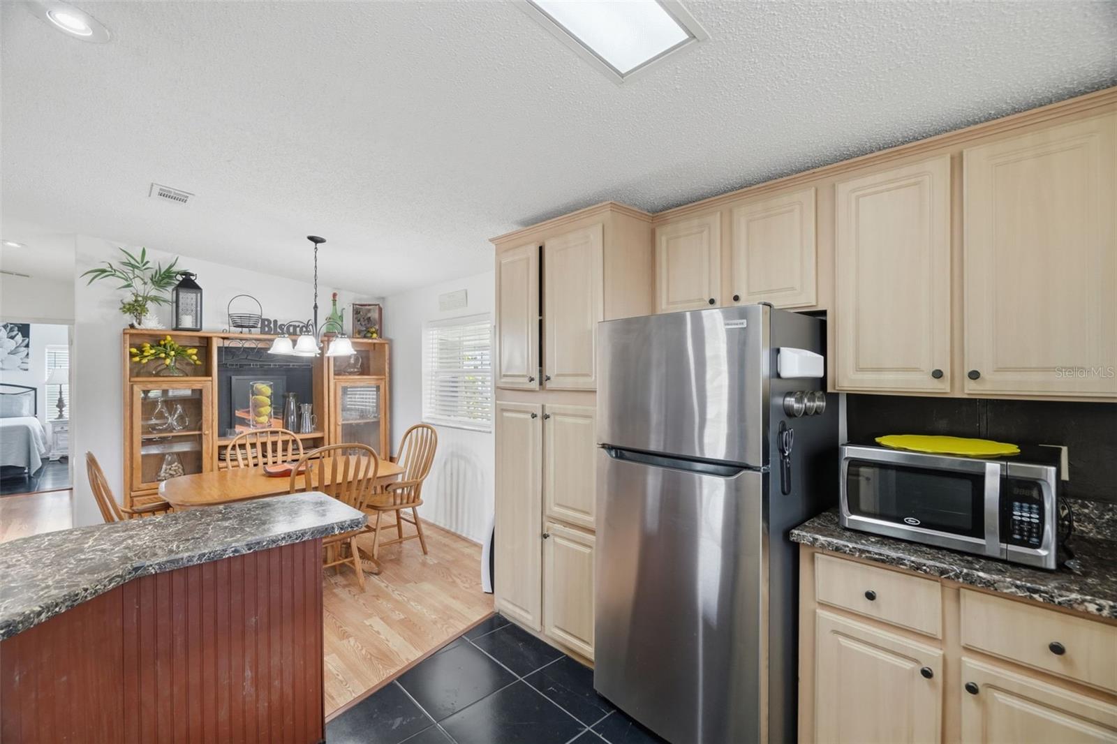 6907 AMERICANA DR NE #101 — photo 14