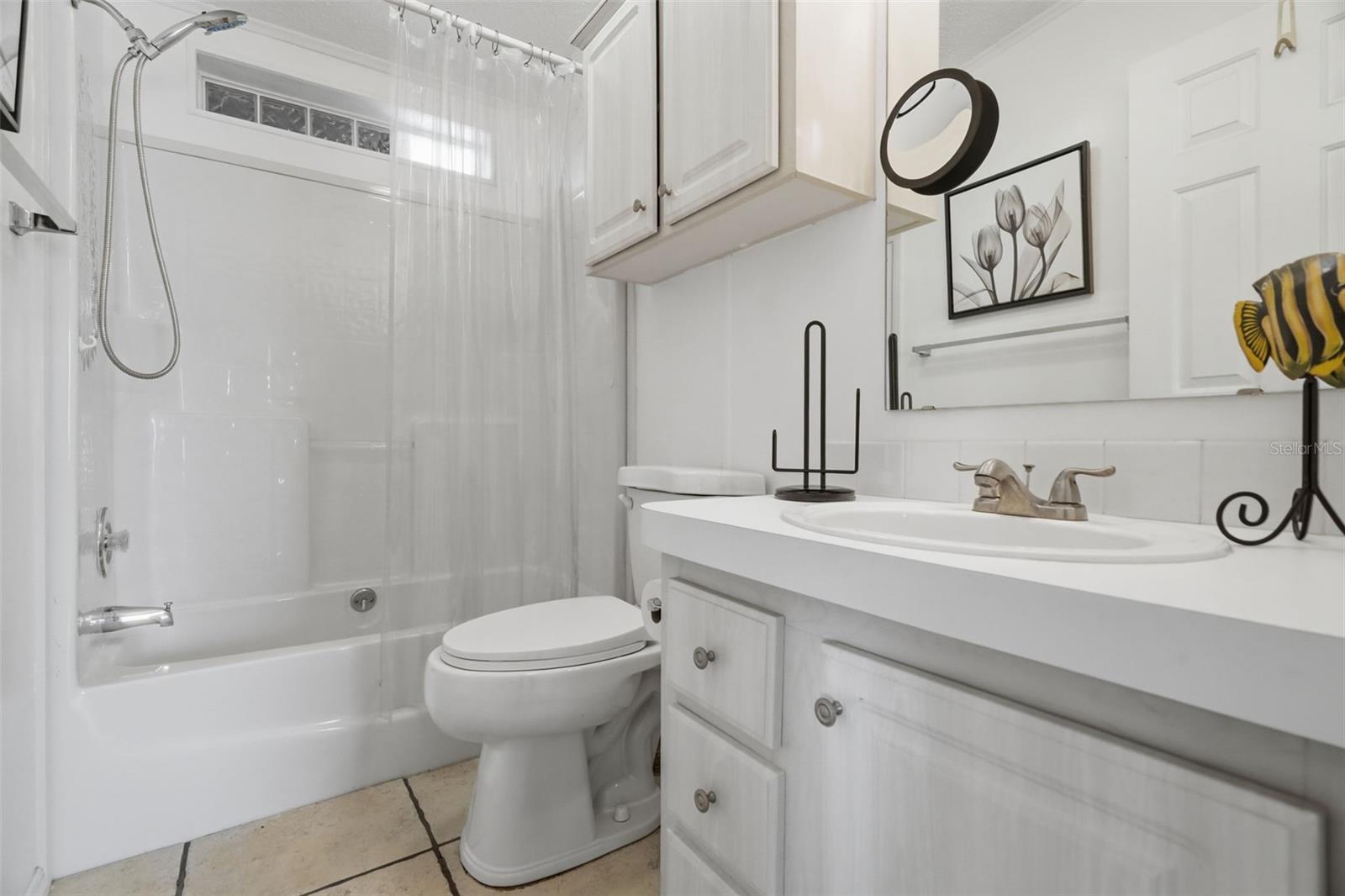 6907 AMERICANA DR NE #101 — photo 27