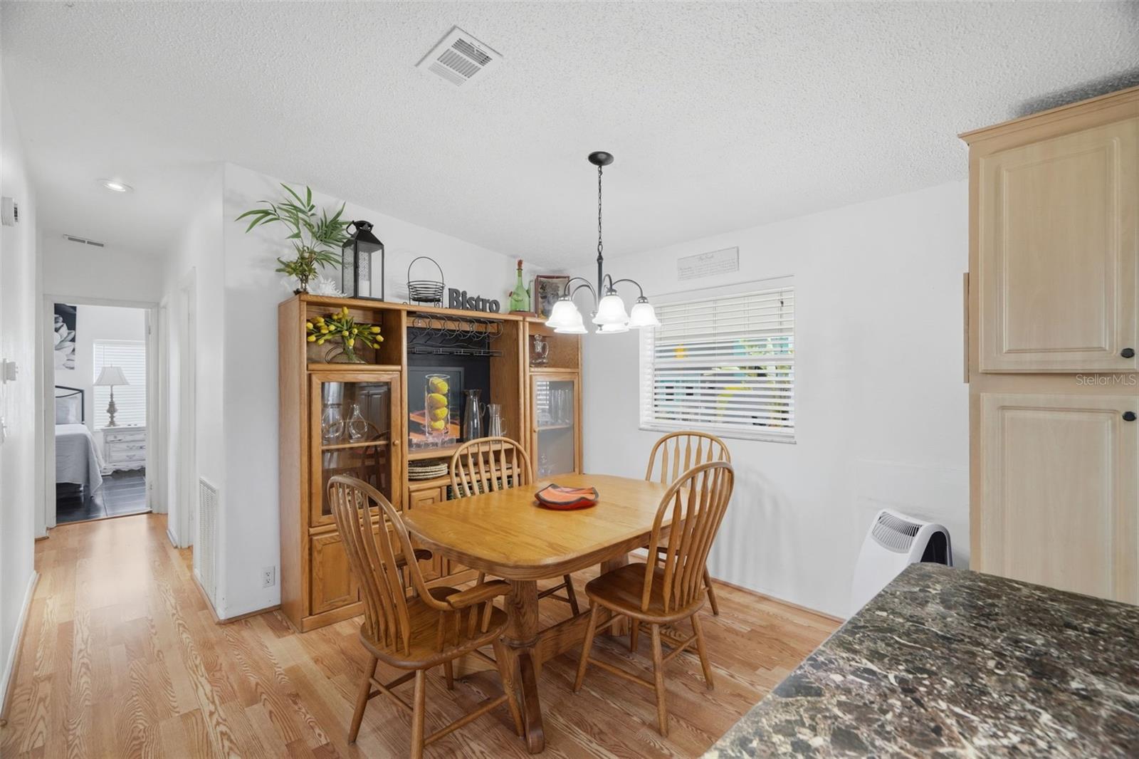 6907 AMERICANA DR NE #101 — photo 8
