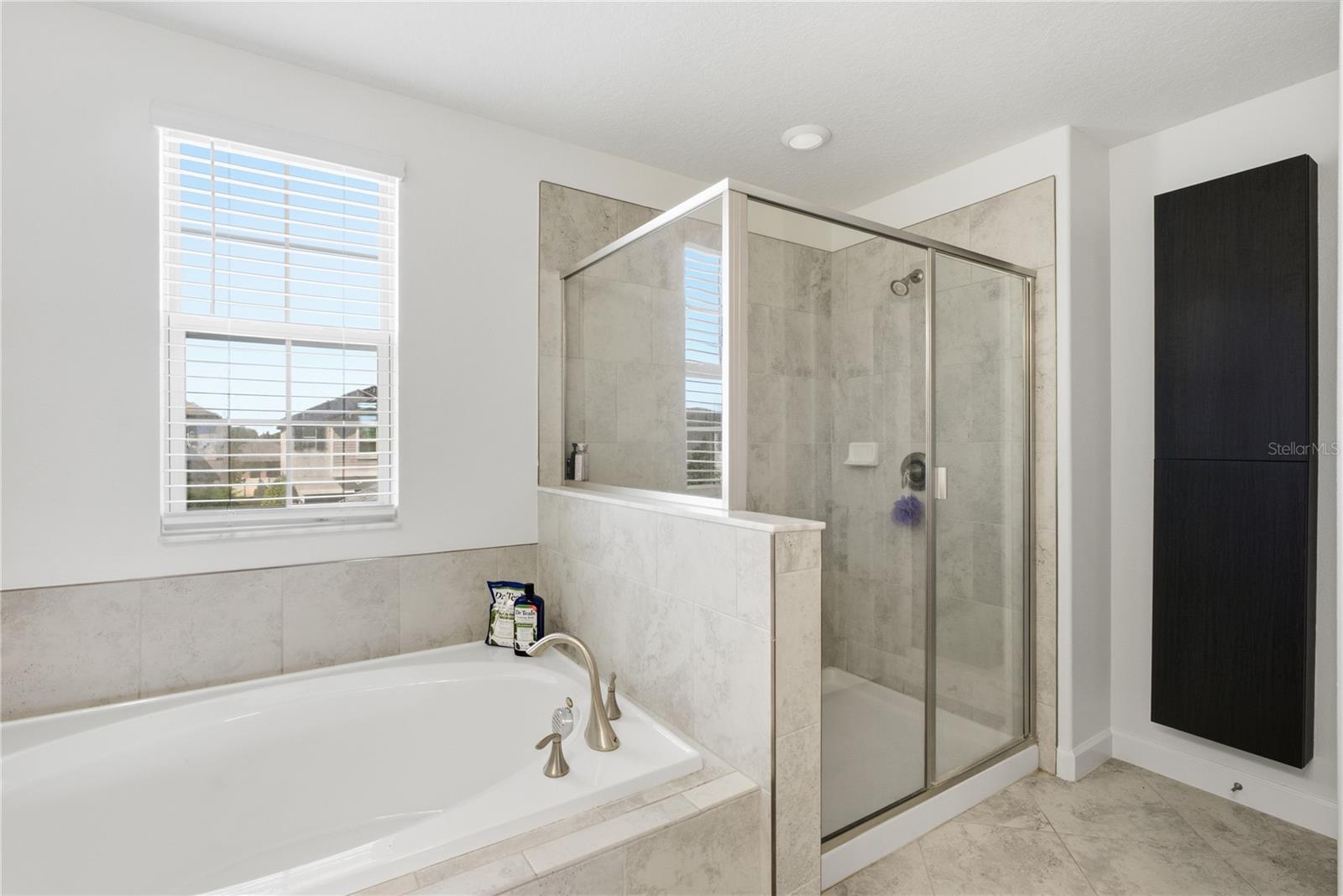 8960 SHADYSIDE LN — photo 29