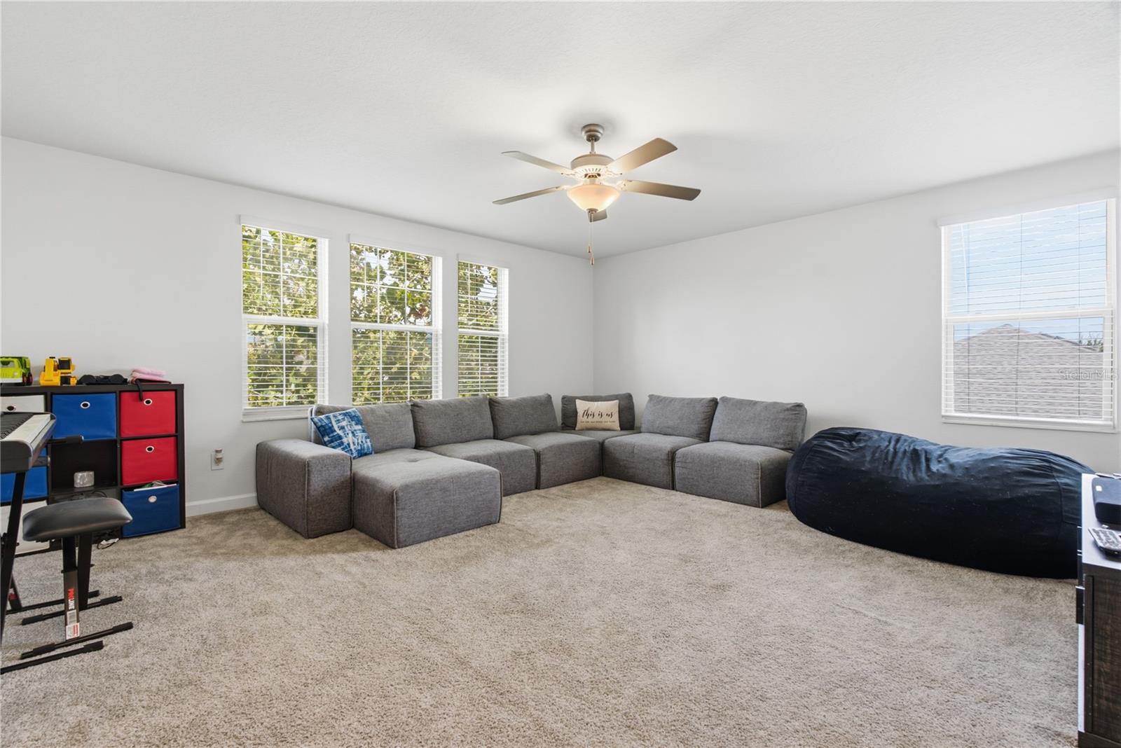 8960 SHADYSIDE LN — photo 24