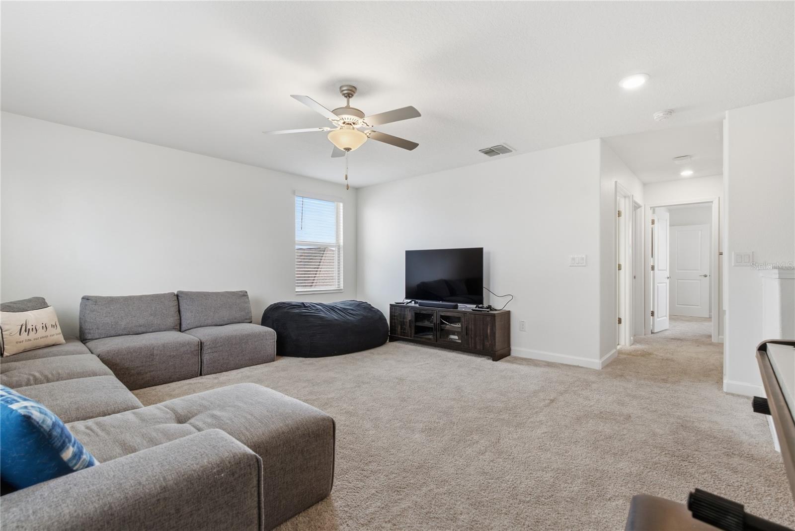 8960 SHADYSIDE LN — photo 25