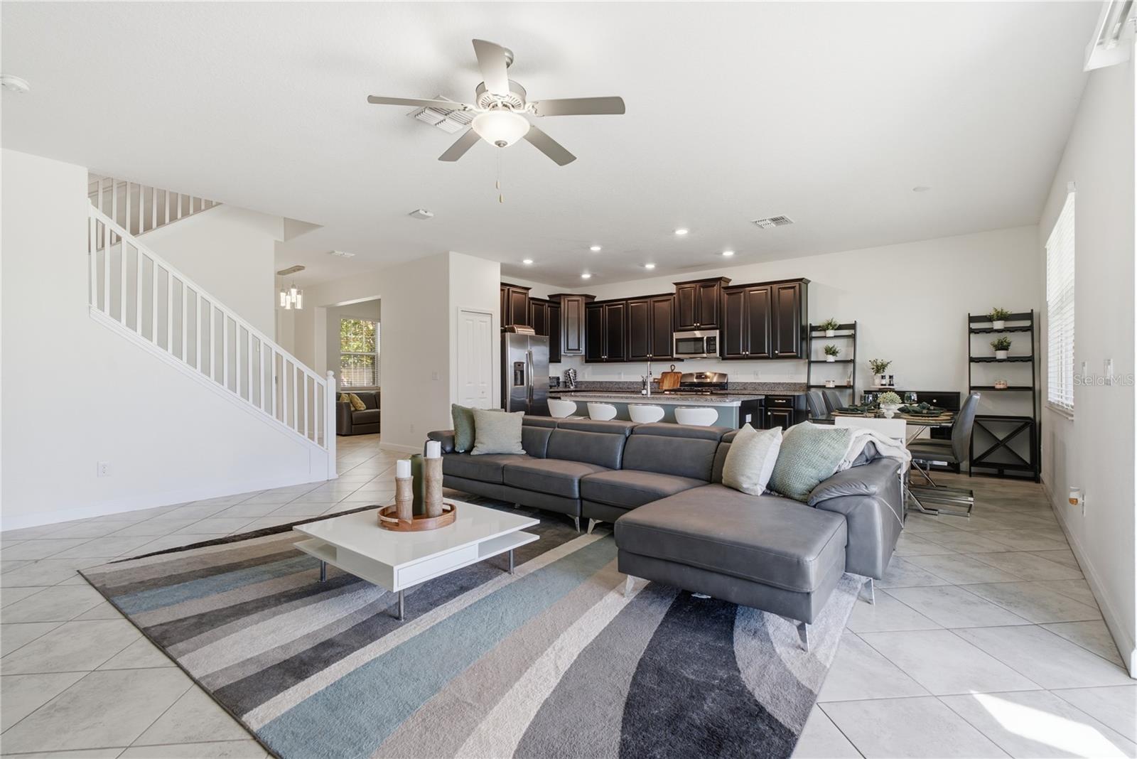 8960 SHADYSIDE LN — photo 13