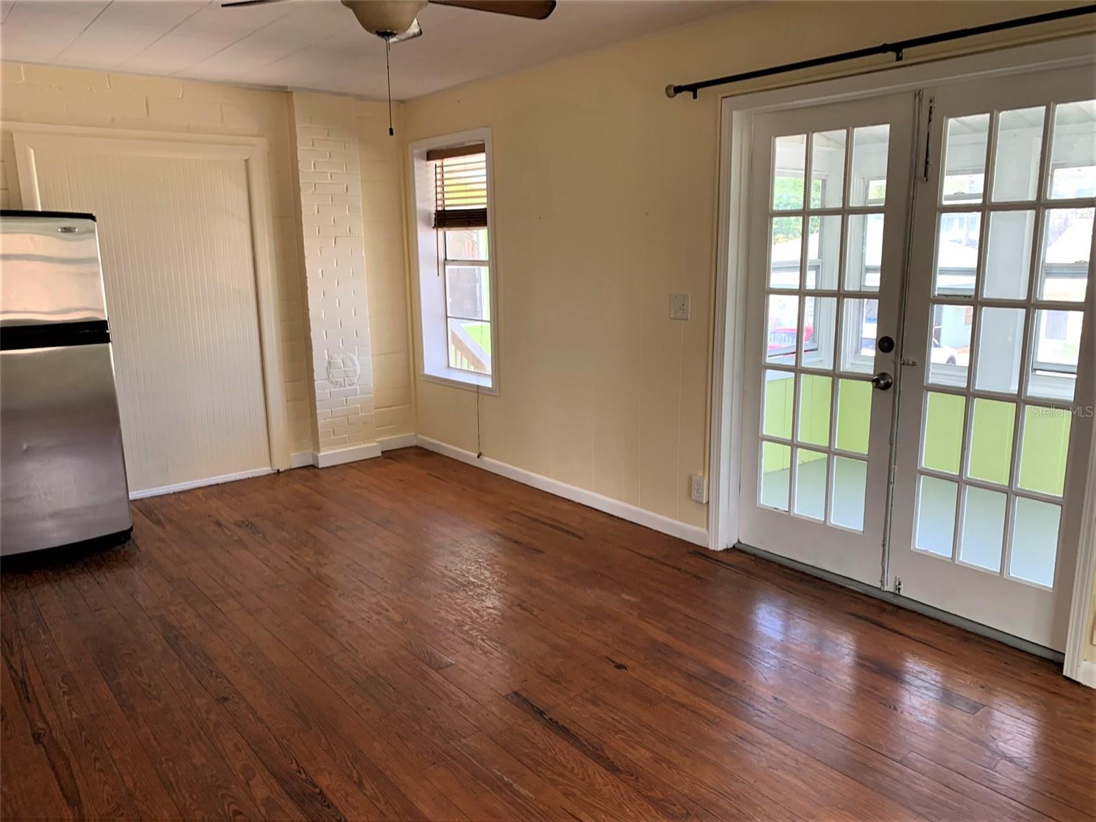 61 81ST AVE #3 — photo 9