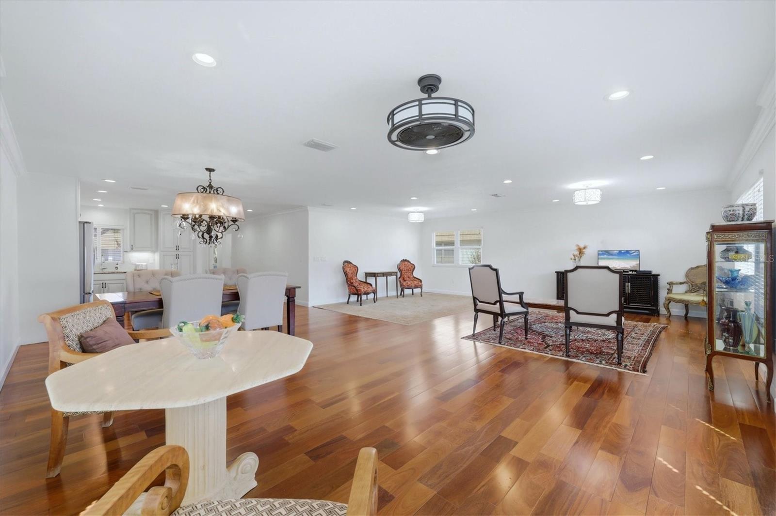 2713 RIVERBLUFF CT #V101 — photo 9