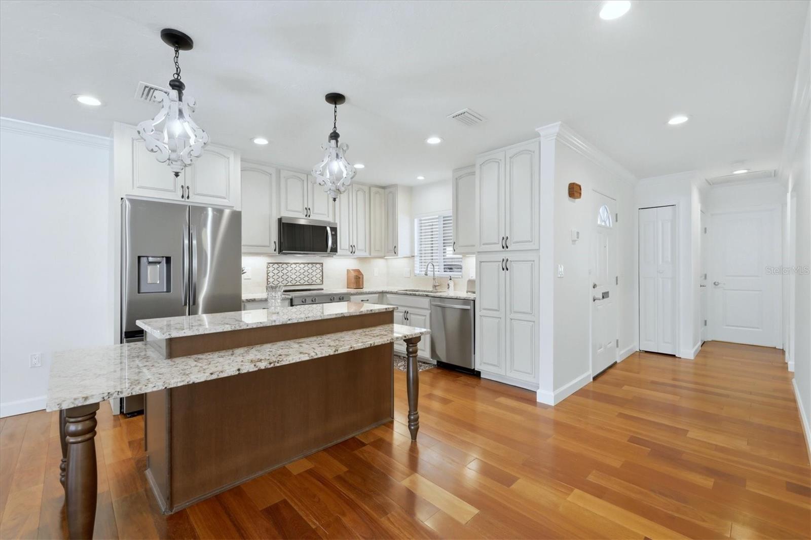 2713 RIVERBLUFF CT #V101 — photo 11