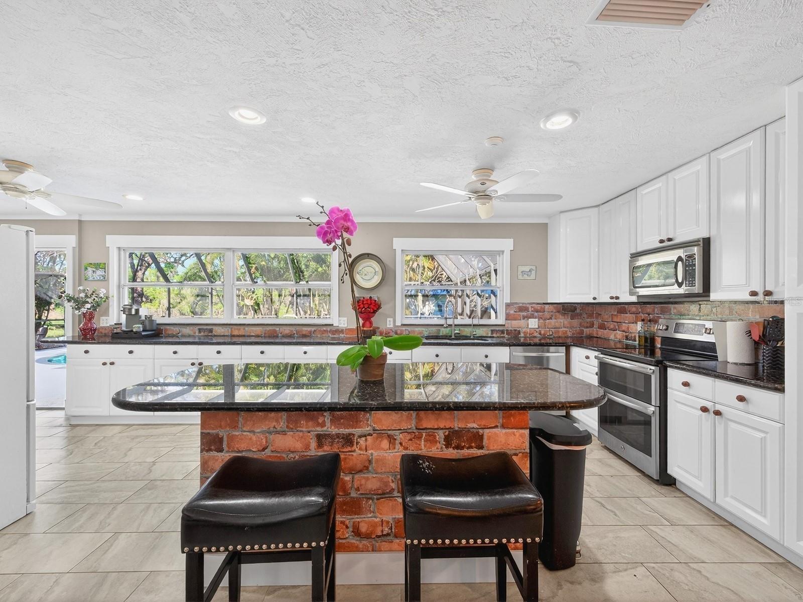 7311 PROCTOR RD — photo 15