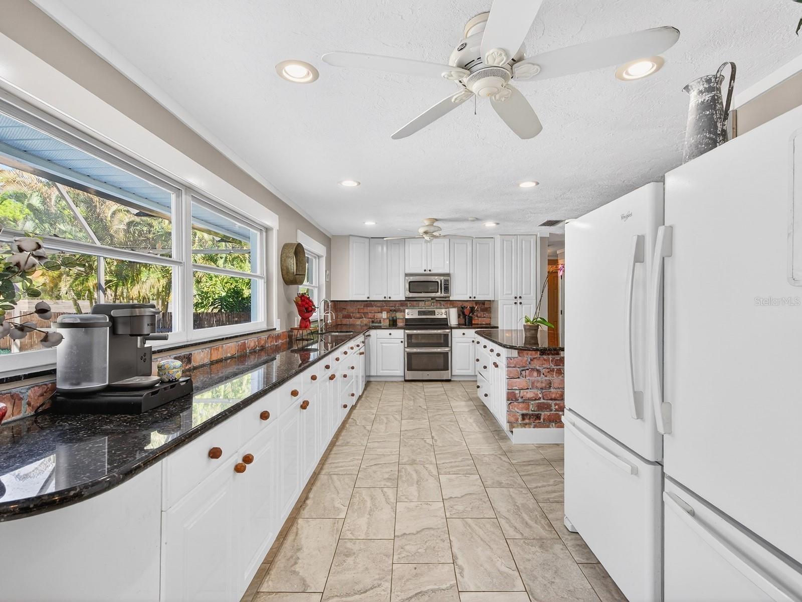 7311 PROCTOR RD — photo 16
