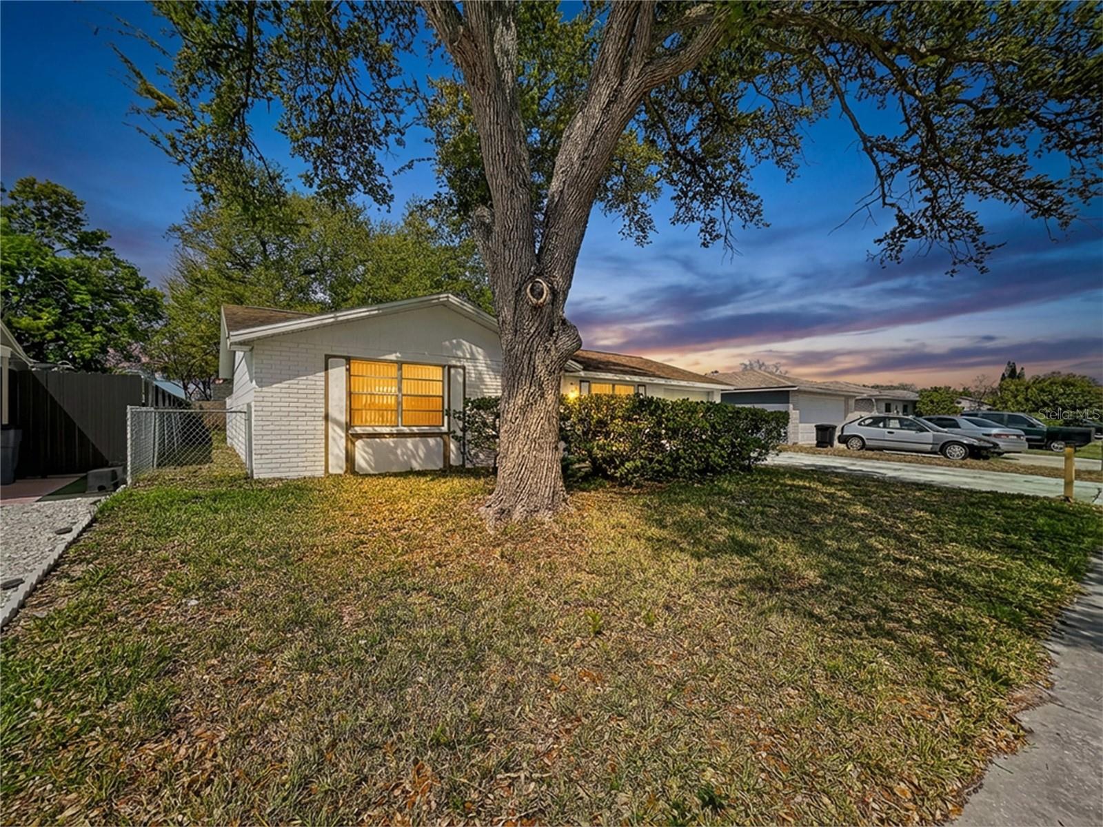 9741 LAMANTIN DR — photo 5