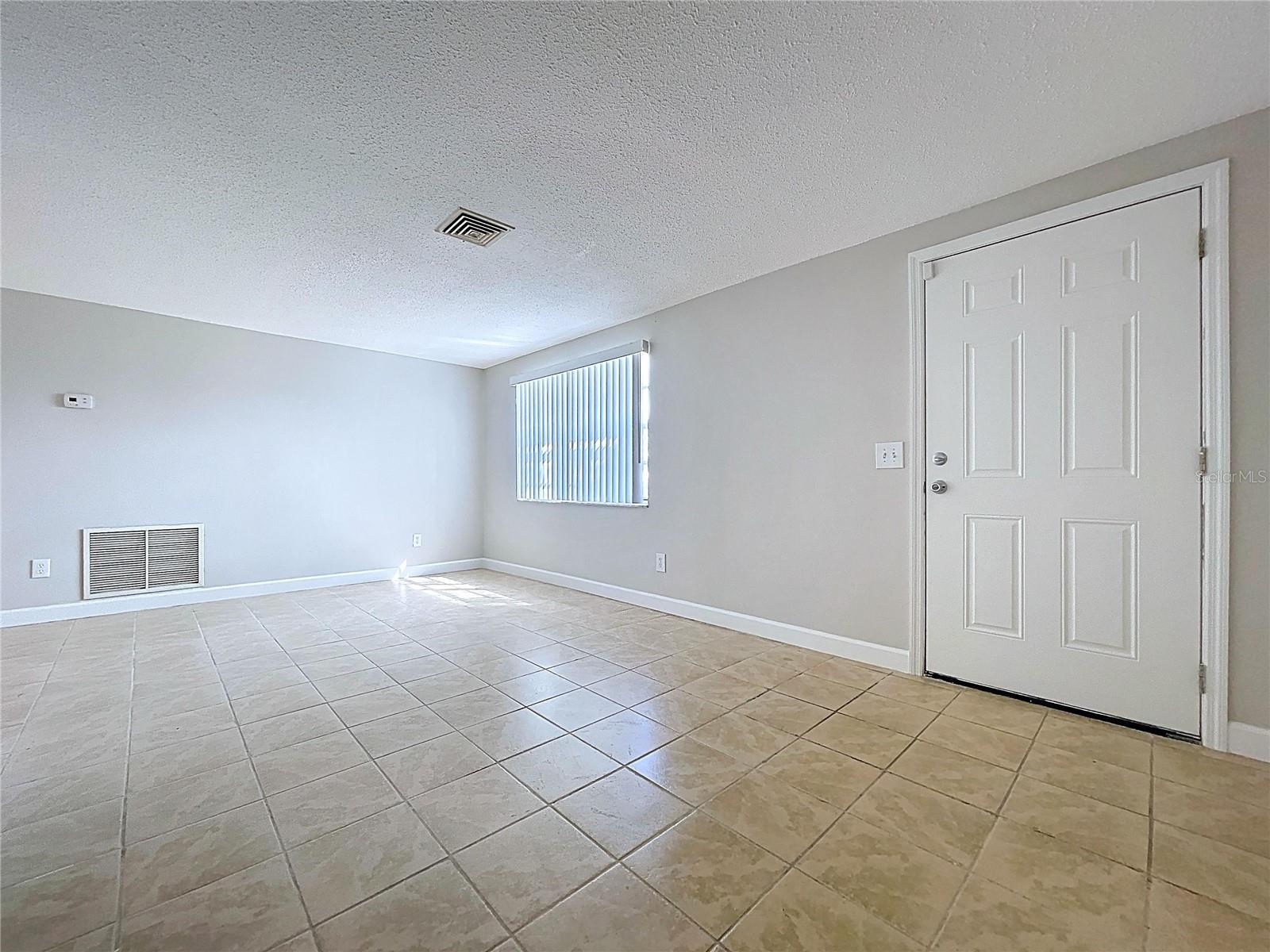 9741 LAMANTIN DR — photo 12
