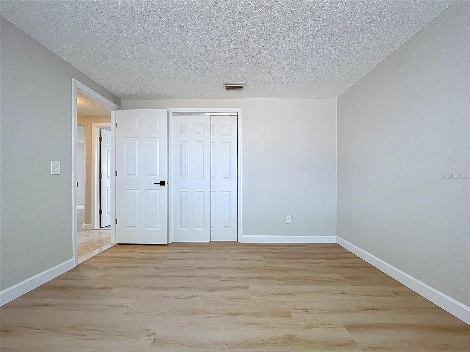 9741 LAMANTIN DR — photo 27