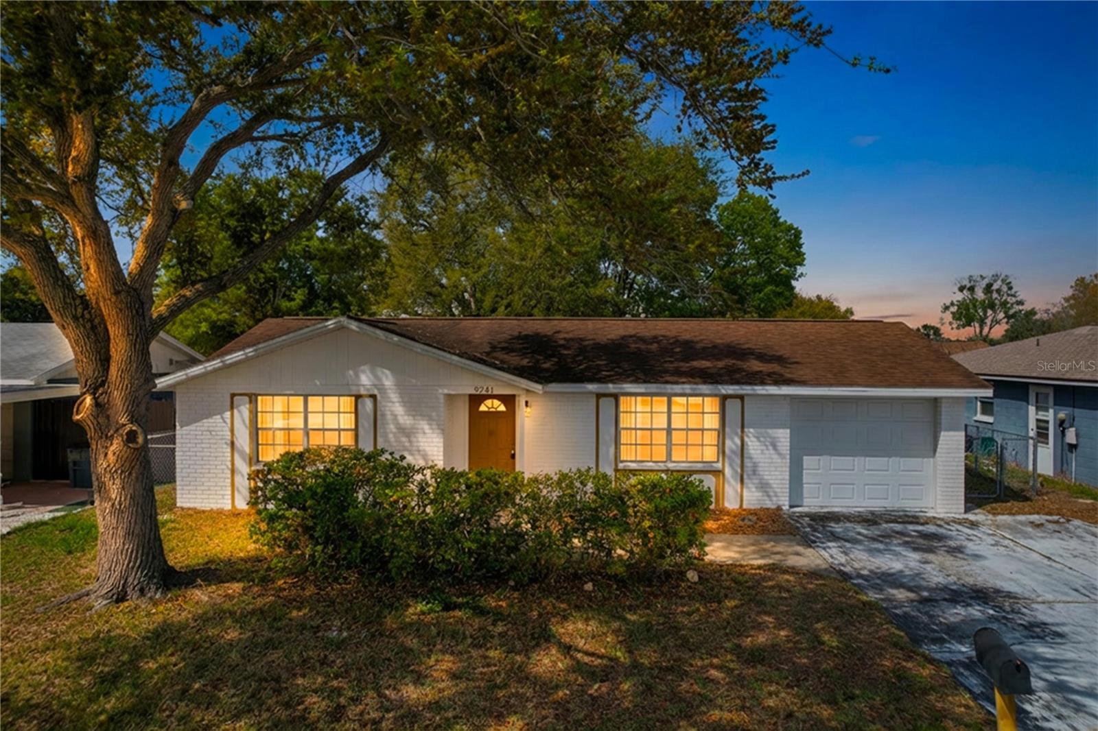 9741 LAMANTIN DR — photo 6