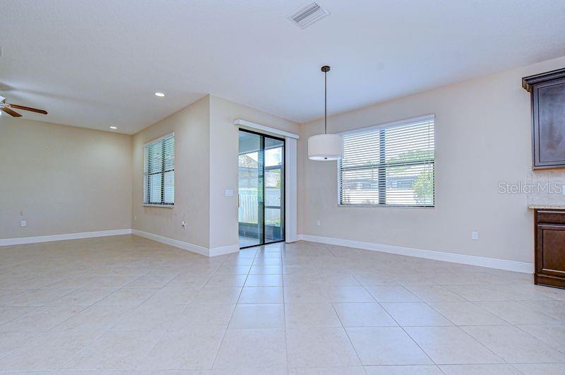 871 VINO VERDE CIR — photo 13