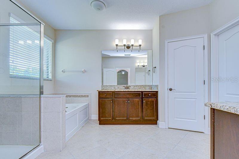 871 VINO VERDE CIR — photo 39