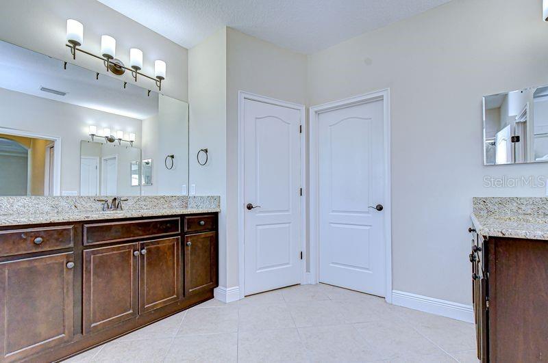 871 VINO VERDE CIR — photo 37