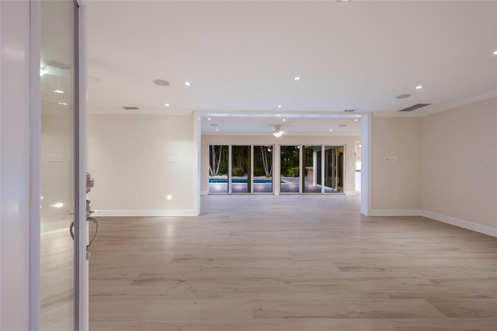 103 FILLMORE DR — photo 9