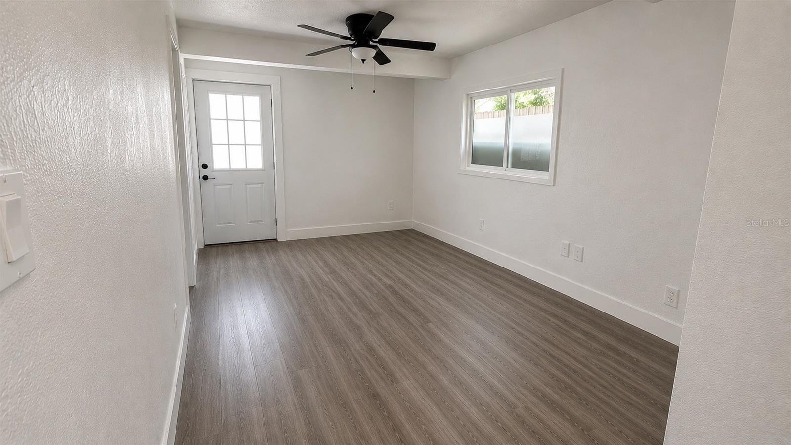 4803 GUARDIAN AVE — photo 17
