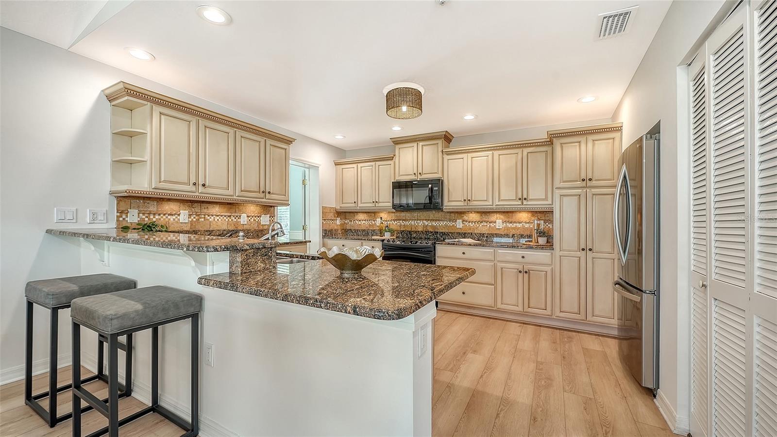 771 MARBURY LN — photo 20
