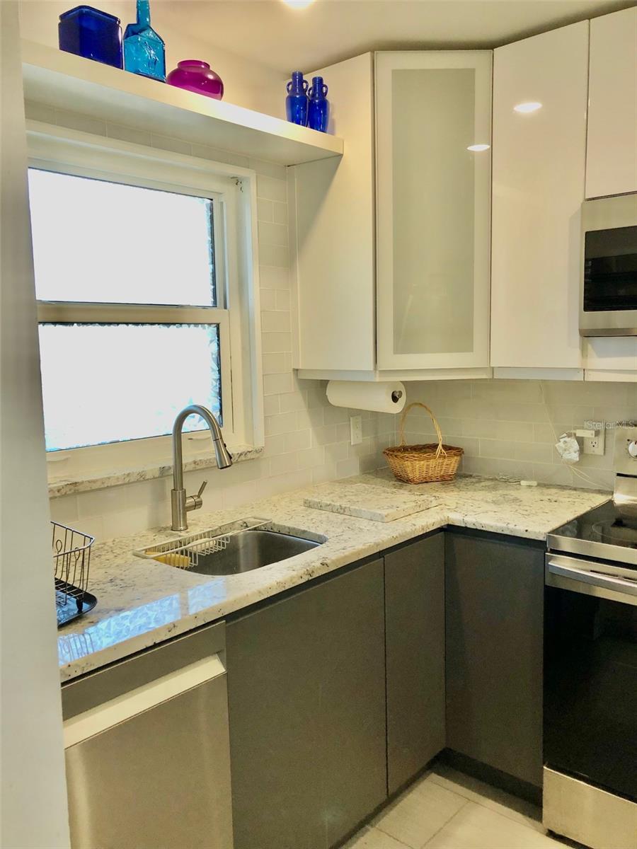 102 CAPRI ISLES BLVD #106 — photo 15