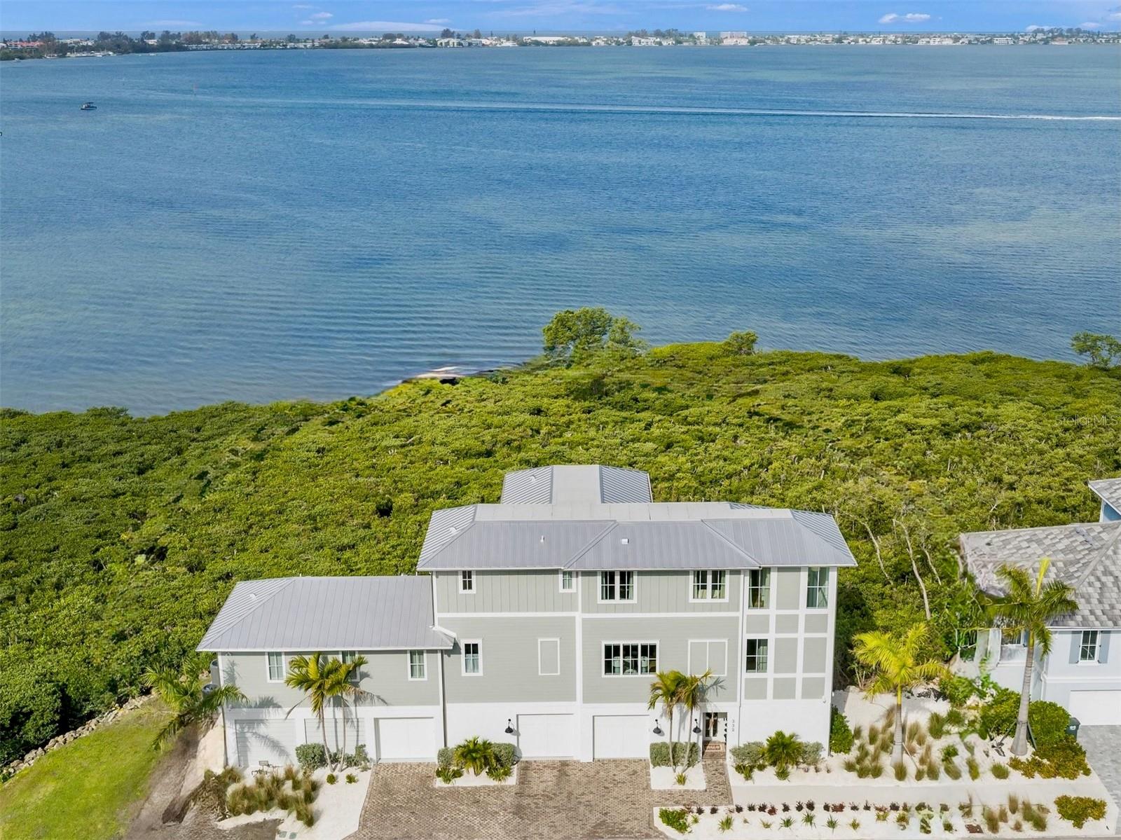 332 HARBOUR SOUND CT — photo 2