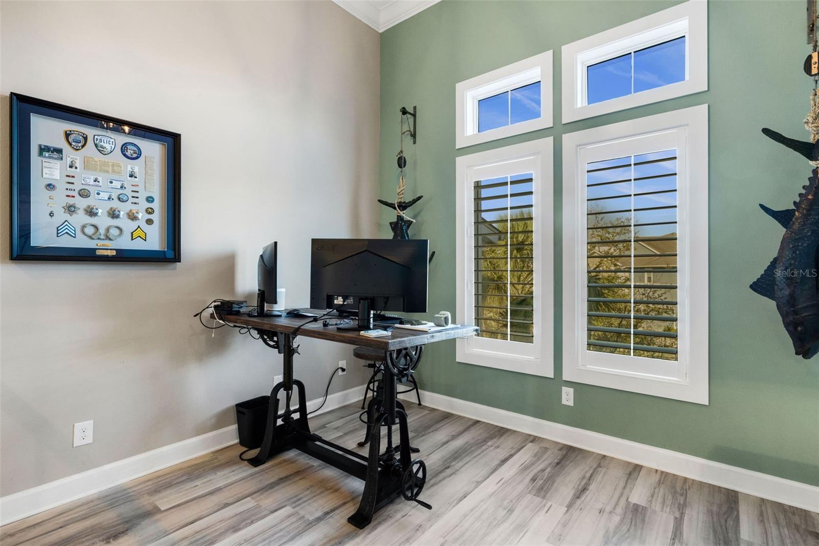 289 SAPPHIRE LAKE DR #202 — photo 15