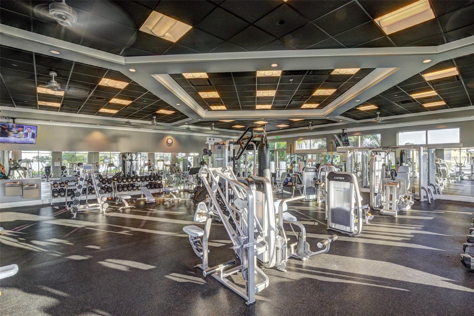 289 SAPPHIRE LAKE DR #202 — photo 43