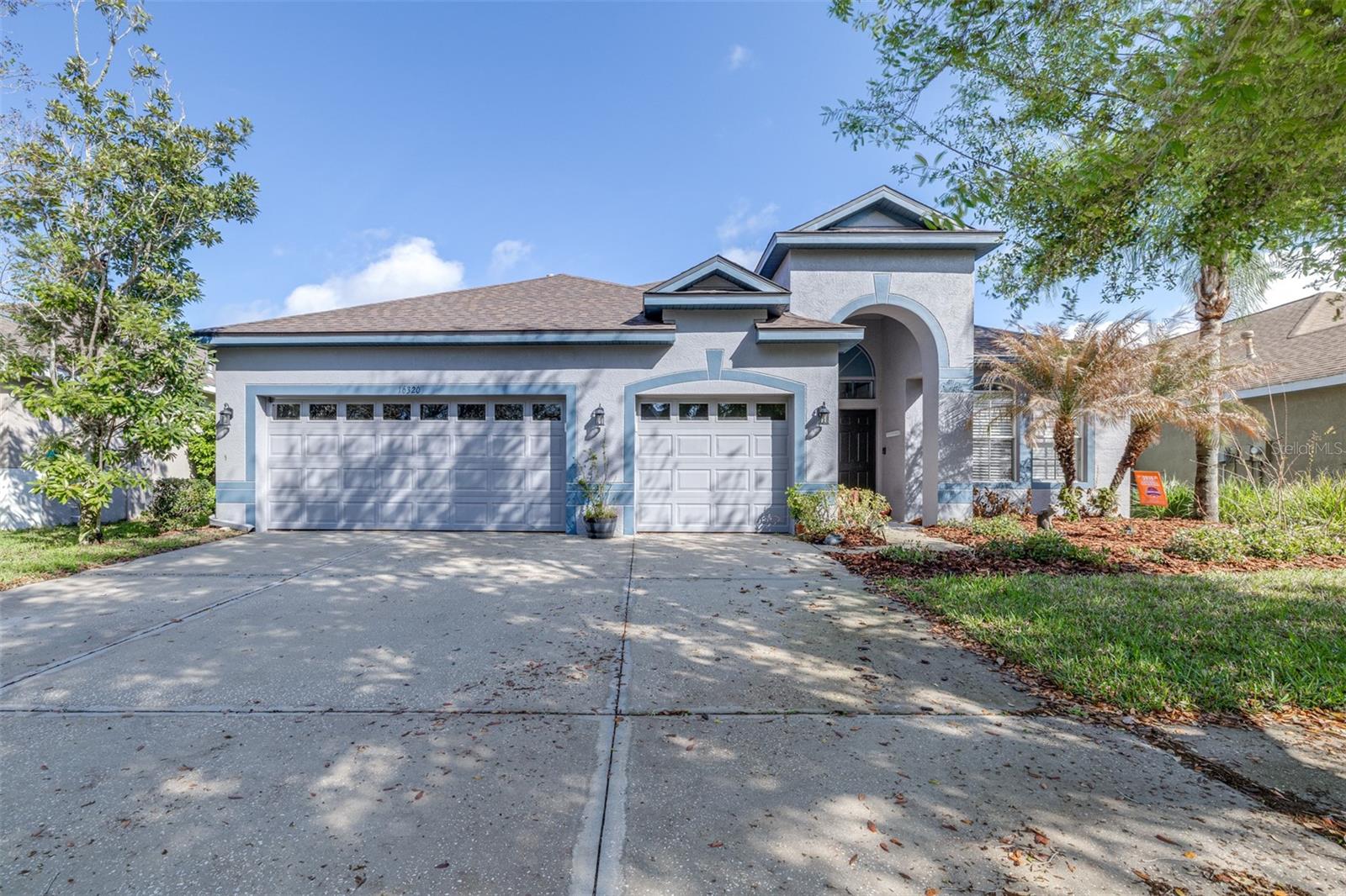 16320 BRIDGEWALK DR — photo 2