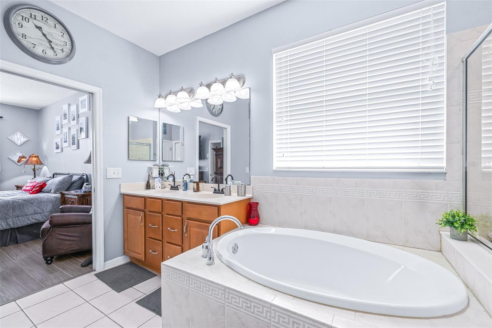 16320 BRIDGEWALK DR — photo 28