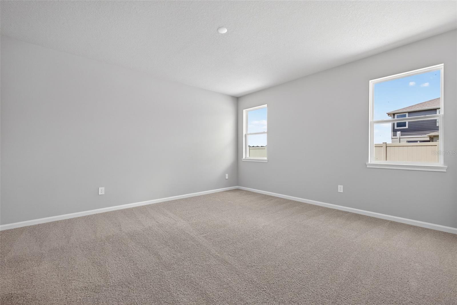 9243 AURELIA AVE — photo 13