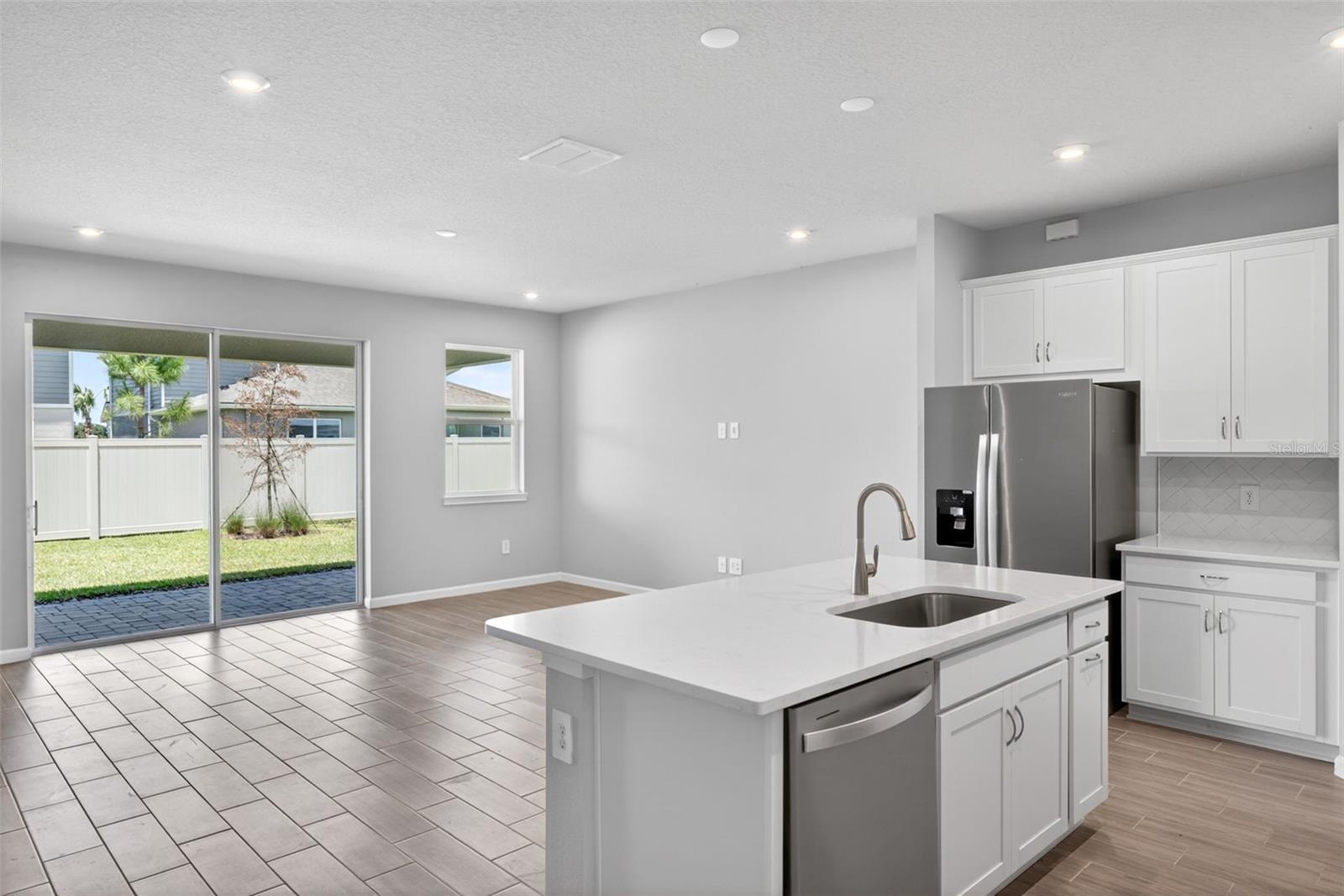 9243 AURELIA AVE — photo 8