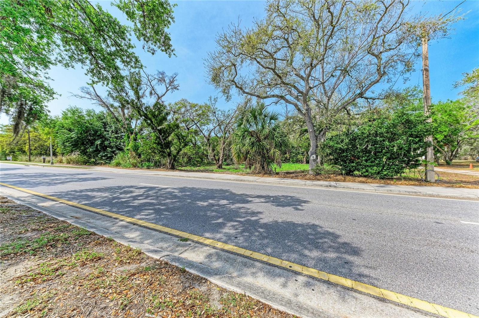 820 S BENEVA RD — photo 4