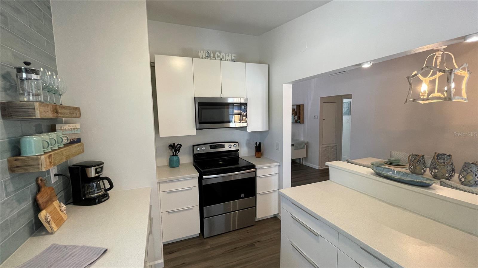 2504 S MILMAR DR — photo 10