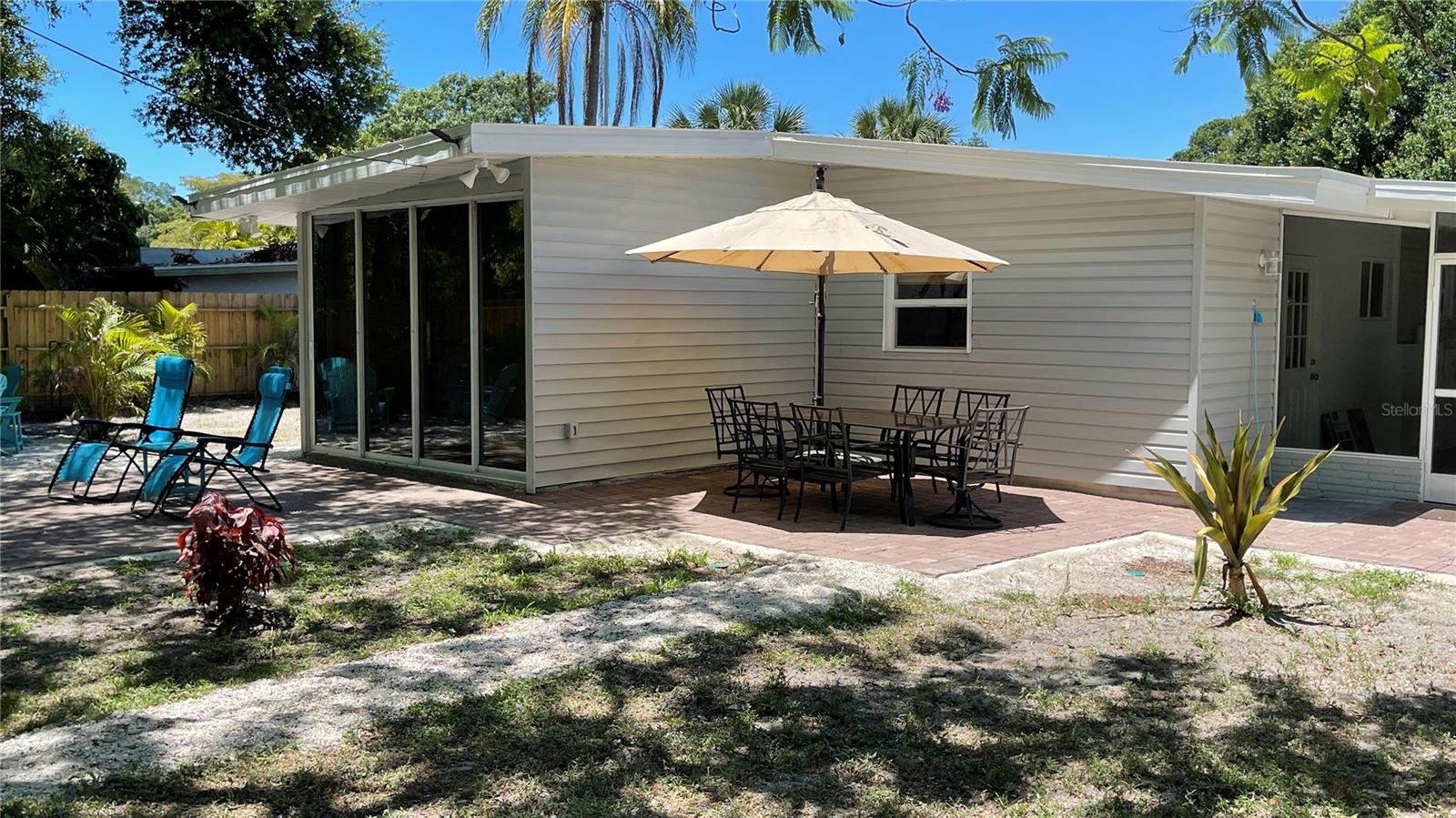 2504 S MILMAR DR — photo 35