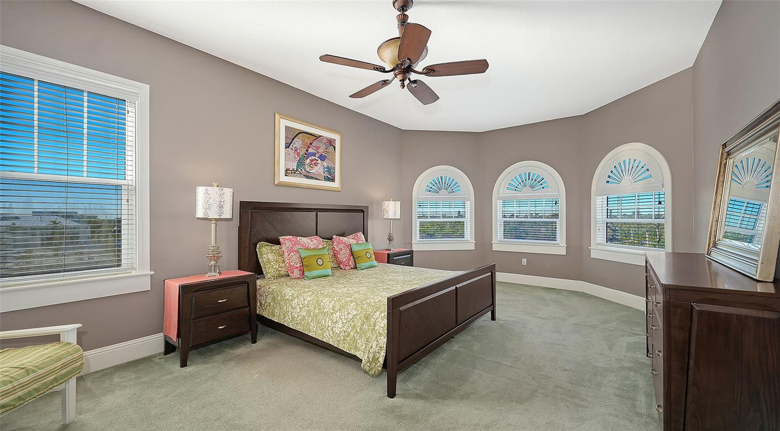925 BAYSHORE DR — photo 32