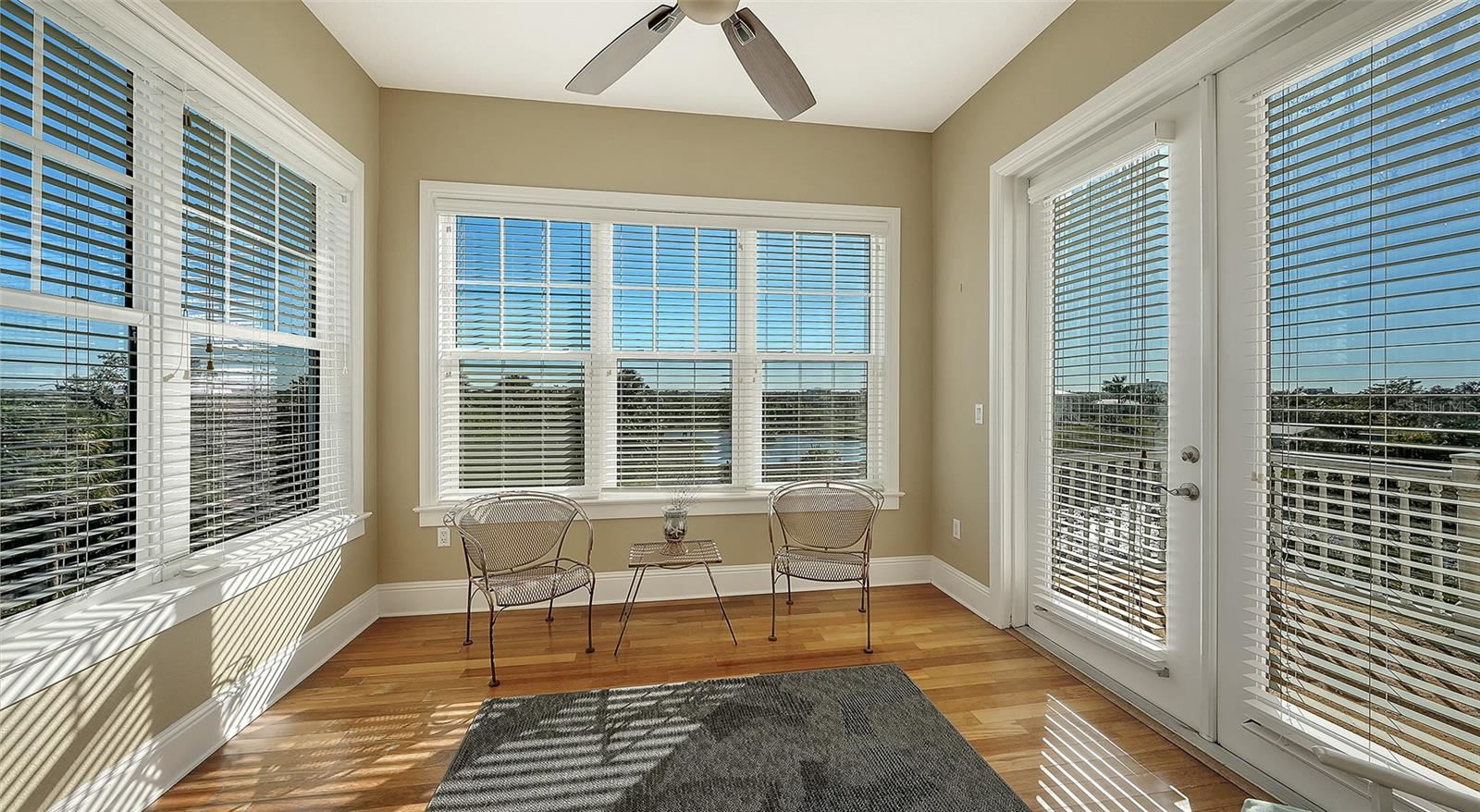 925 BAYSHORE DR — photo 38