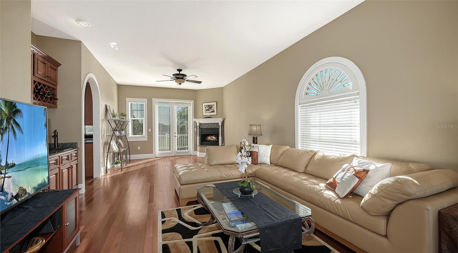 925 BAYSHORE DR — photo 22