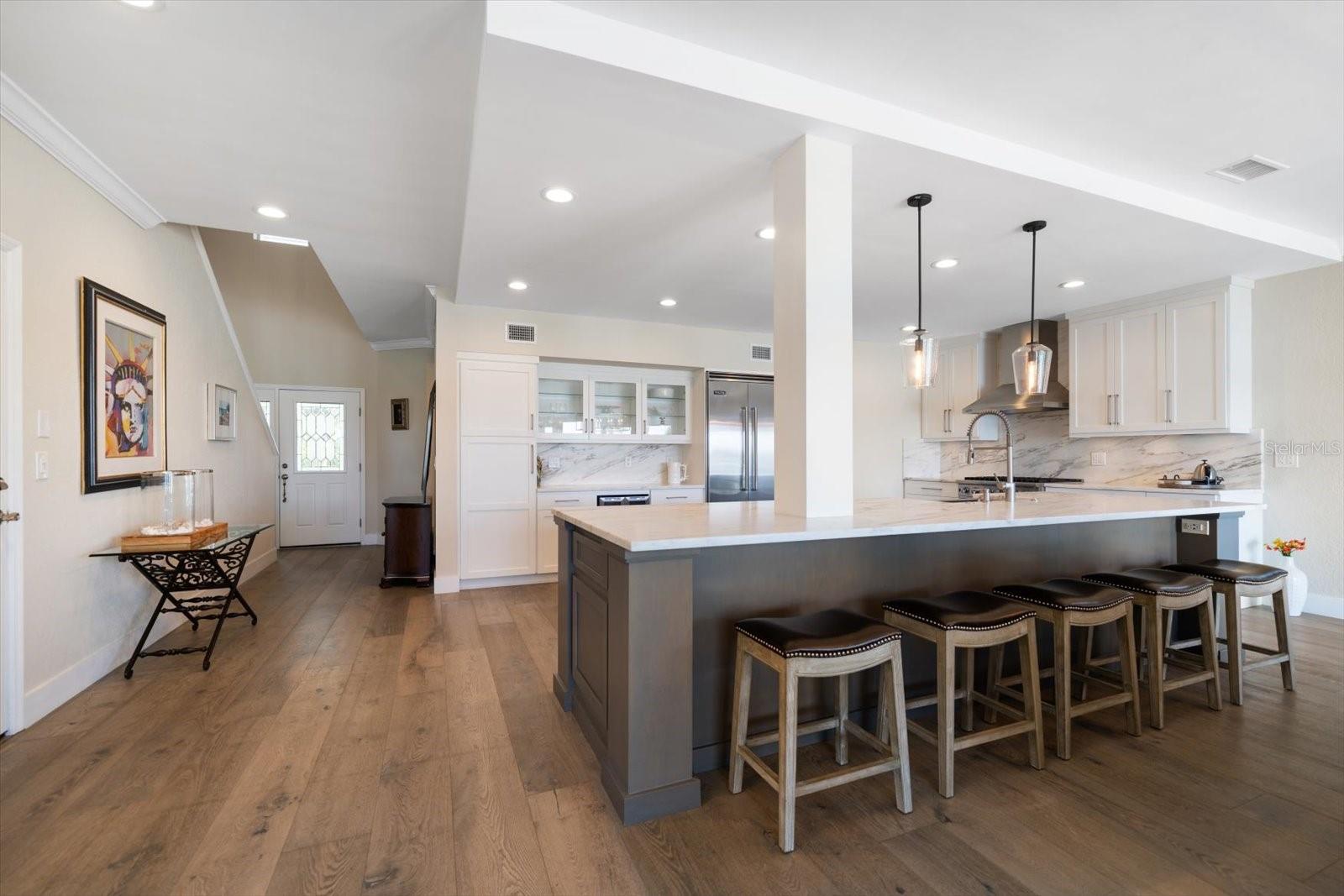 8685 E BAY DR — photo 6