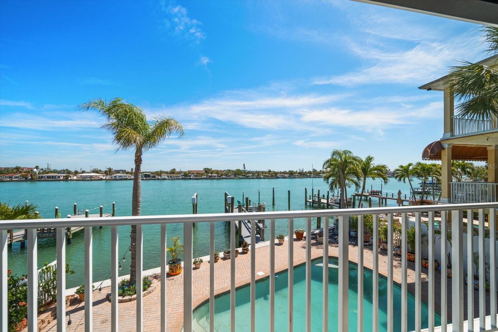 8685 E BAY DR — photo 18