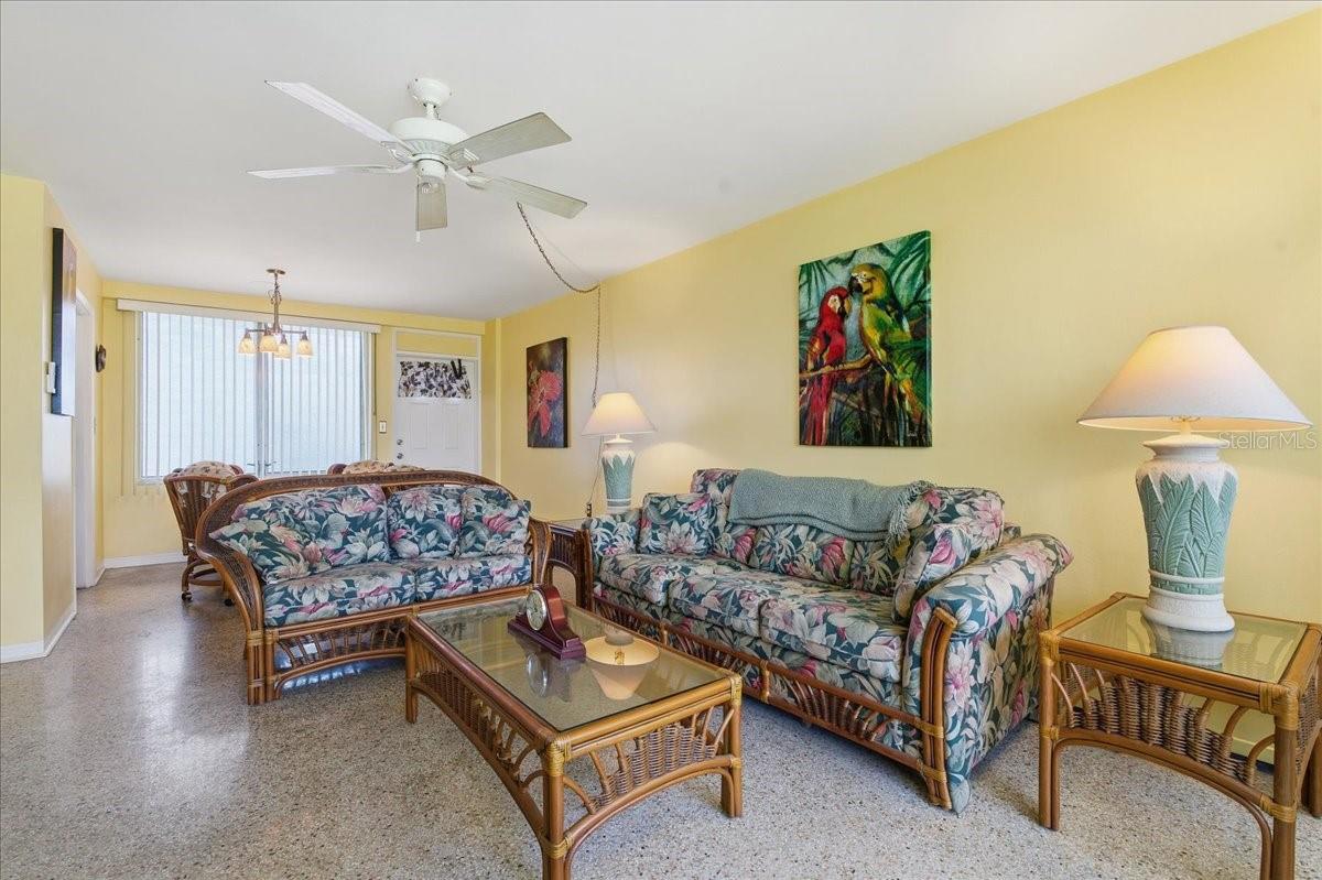 200 N BETTY LN #1C — photo 4