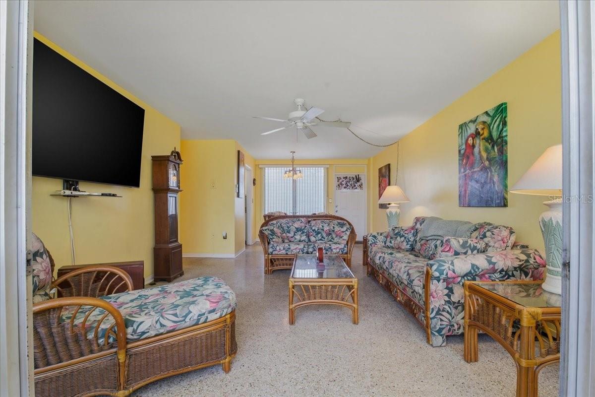 200 N BETTY LN #1C — photo 5