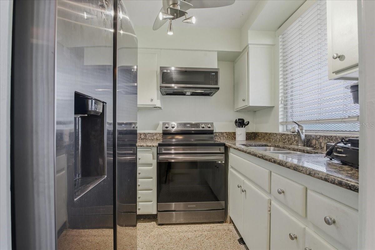 200 N BETTY LN #1C — photo 6