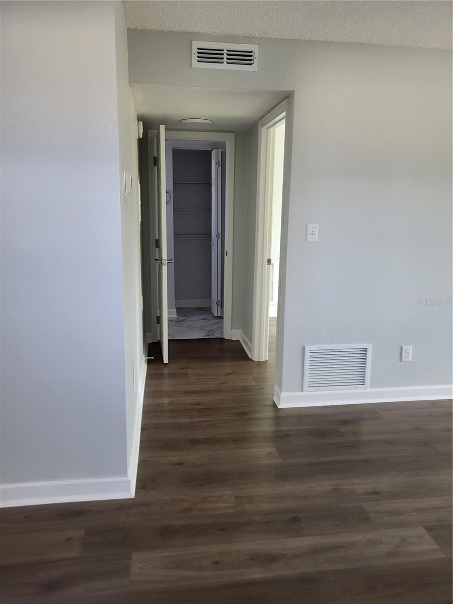 4956 HARBOR VILLA LN #103 — photo 7