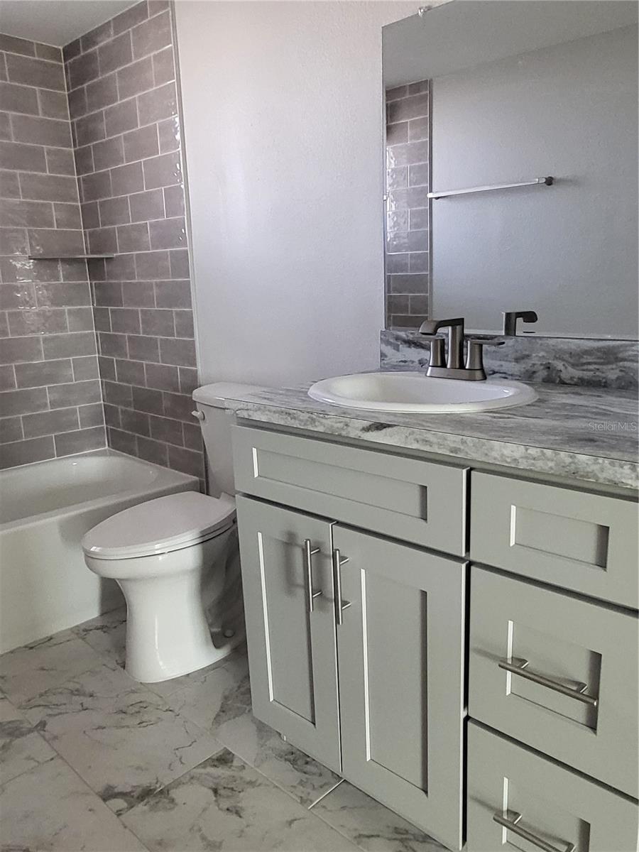 4956 HARBOR VILLA LN #103 — photo 10