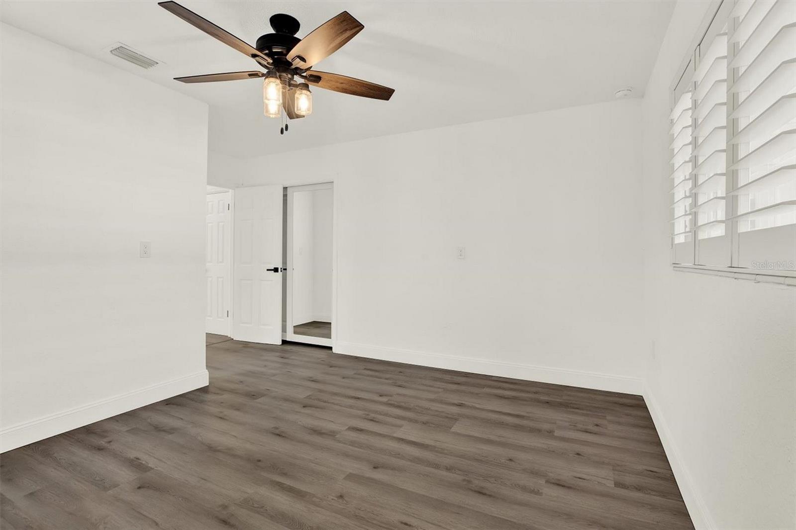 4510 NE HELENA ST NE — photo 30