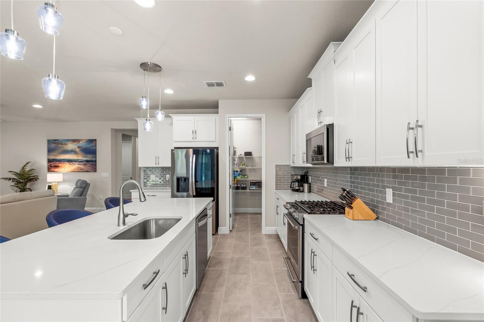 8600 SUNDANCE LOOP — photo 8